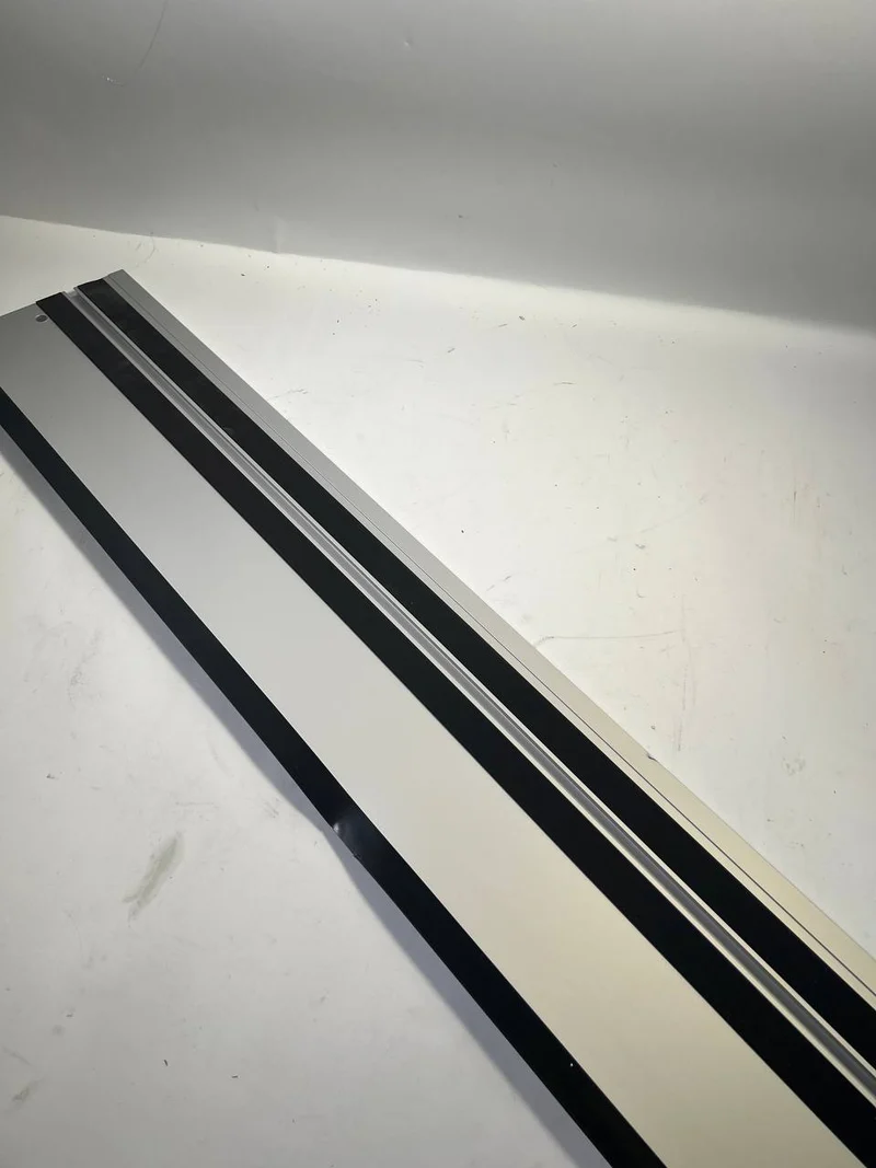 Makita Führungsschiene 1500 mm für Hand - und Tauchkreissägen ( 199141-8 ) - Beschädigt