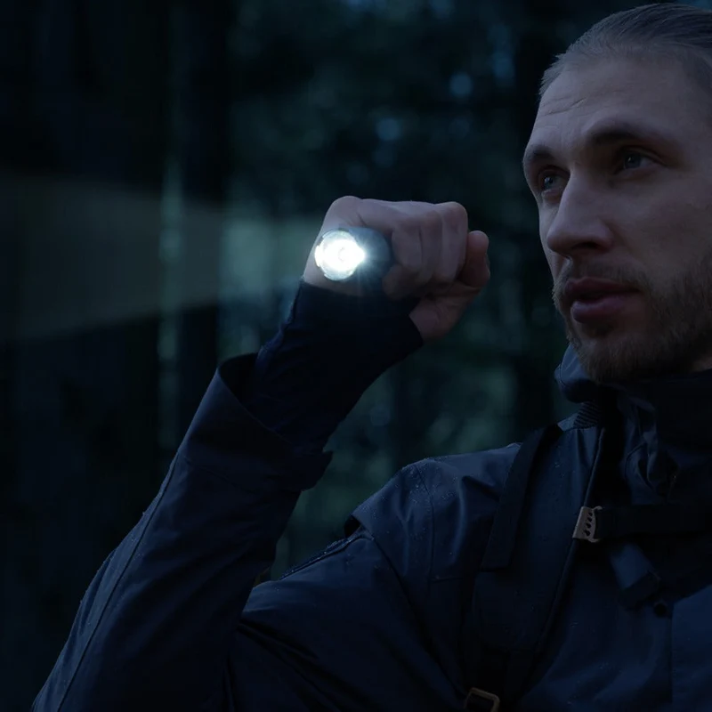 HOTO Flashlight Tactics