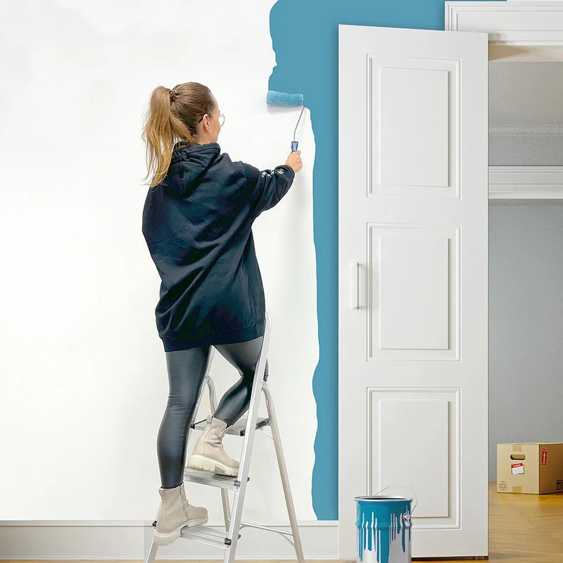 STAHLWERK Stehleiter HL-4 ST 150 kg, 4 Stufen, Standhöhe 78 cm, Aluminium Leiter / Klappleiter / Trittleiter / Mehrzweckleiter mit rutschfesten Sprossen inklusive 7 Jahre Hersteller-Garantie