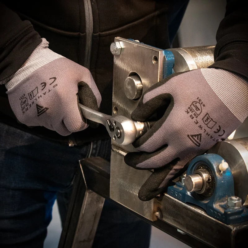 STAHLWERK Arbeits- und Montagehandschuhe Größe XL 5er Pack / Schutzkleidung / robust und strapazierfähig aus Nitrilkautschuk