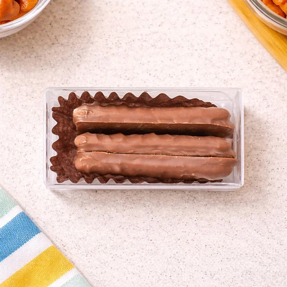 Plastic Gift Boxes for Chocolates 3.5x3.7x7cm with Insert (100 pieces) [CNDY226]
