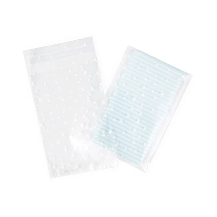 Frostweißer Plastik Klappenbeutel 10,2x15,2 cm Herzen Haftklebestreifen (100 Stück) [B46FH]
