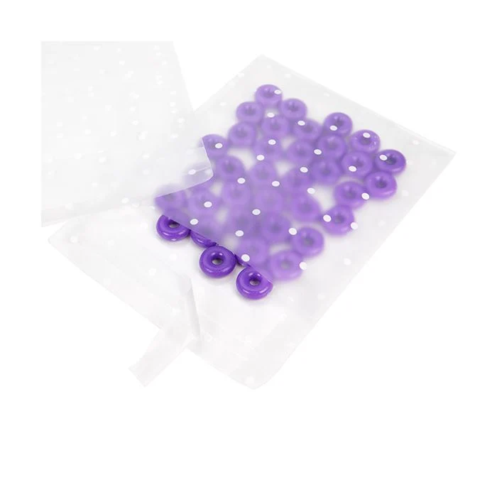 Frostweißer Plastik Klappenbeutel 10,2x10,2 cm mit Punkten Haftklebestreifen (100 Stück) [B44FD]