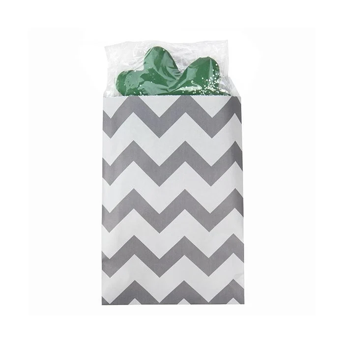 Papier Klappenbeutel Weiß mit Grau Chevron Streifen 12,7x20,3 cm (100 Stück) [GPB58CS]