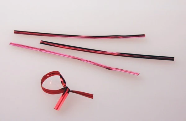 Verschluss-Streifen 15.2x0.4cm Rot metallisch Kunststoff (1,000 Stück) [TT6MR]